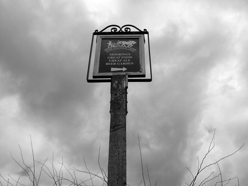 Plough, Long Wittenham - Pub sign by moorings - Mar 2022. (Sign). Published on 17-02-2026 