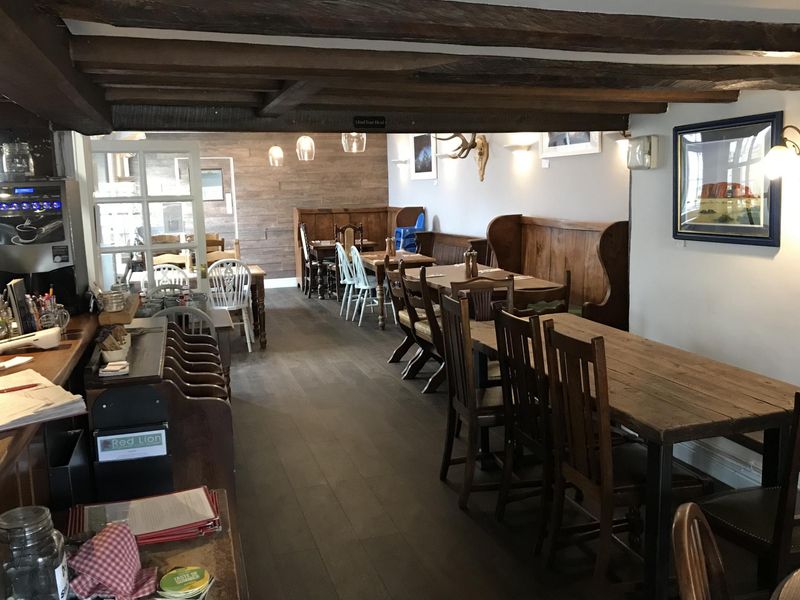 (Pub, Restaurant). Published on 22-04-2022