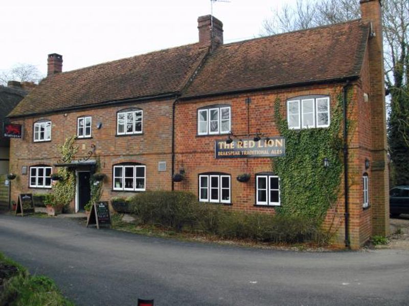 Red Lion, Blewbury (pre-2014). (Pub, External). Published on 08-03-2014