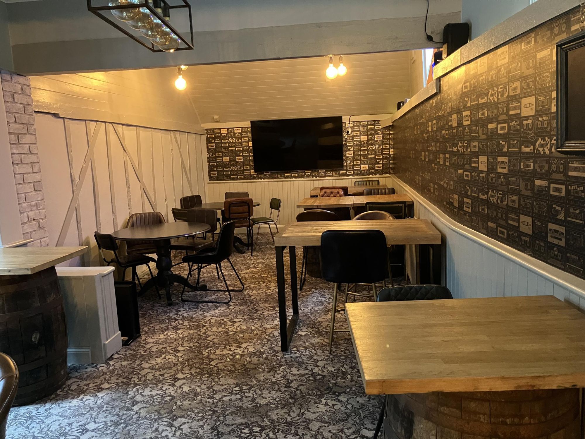 newly opened new area, probably dining area in future. (Bar). Published on 20-05-2025