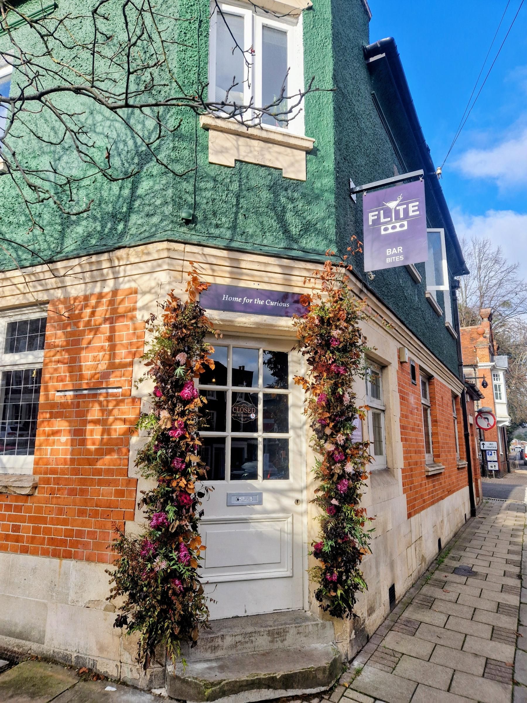 FLYTE Bar, Henley - exterior & sign - Nov 2025. (Pub, External, Sign, Key). Published on 29-11-2025