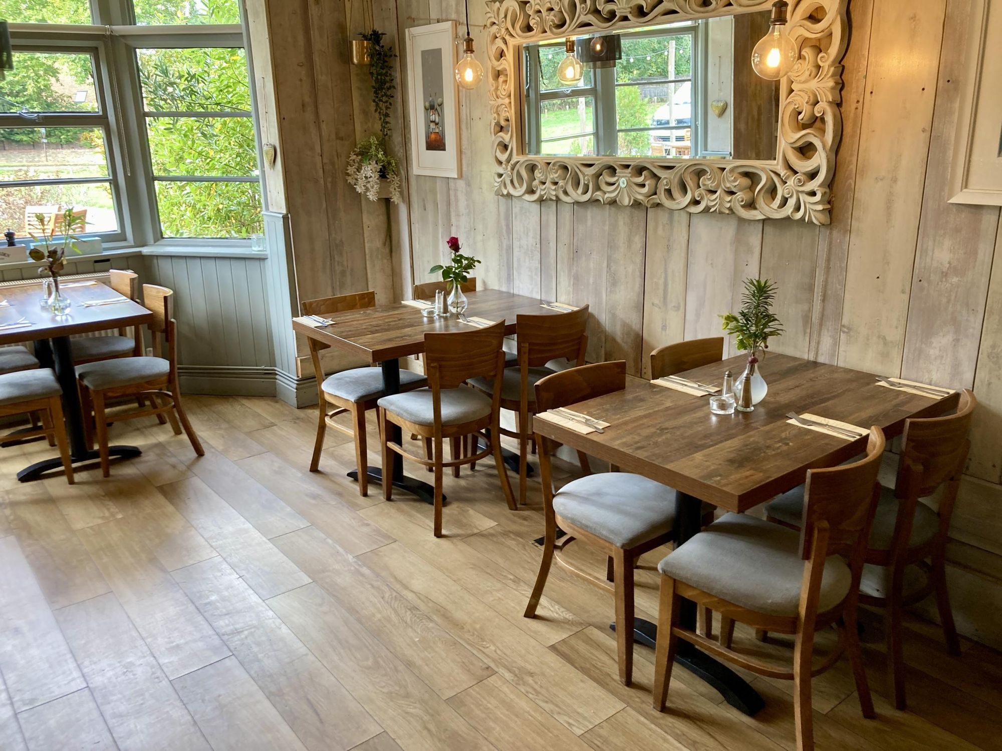 (Pub, Restaurant). Published on 17-09-2026
