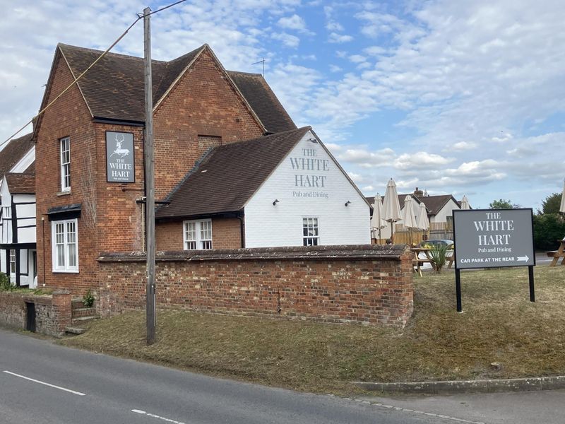 Main view of the pub from the entrance to the car park at side . (Pub, External, Sign, Key). Published on 26-06-2025