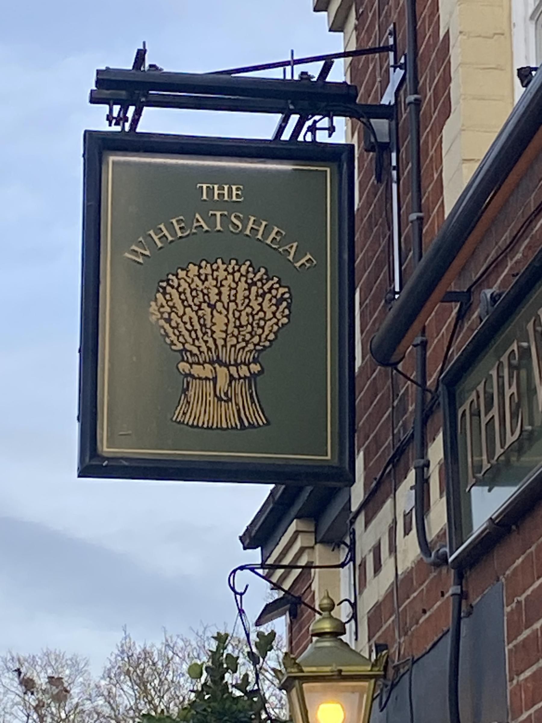 Wheatsheaf, Didcot - pub sign looking east Feb 2023. (Pub, Sign). Published on 18-02-2023