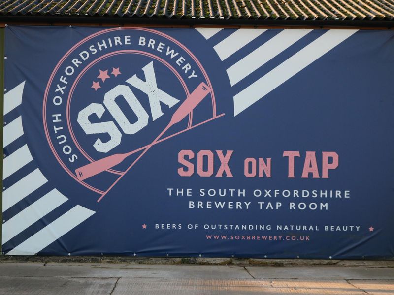 SOX Taproom, Ipsden - banner looking NW Dec 2022. (Pub, Sign). Published on 15-12-2022 