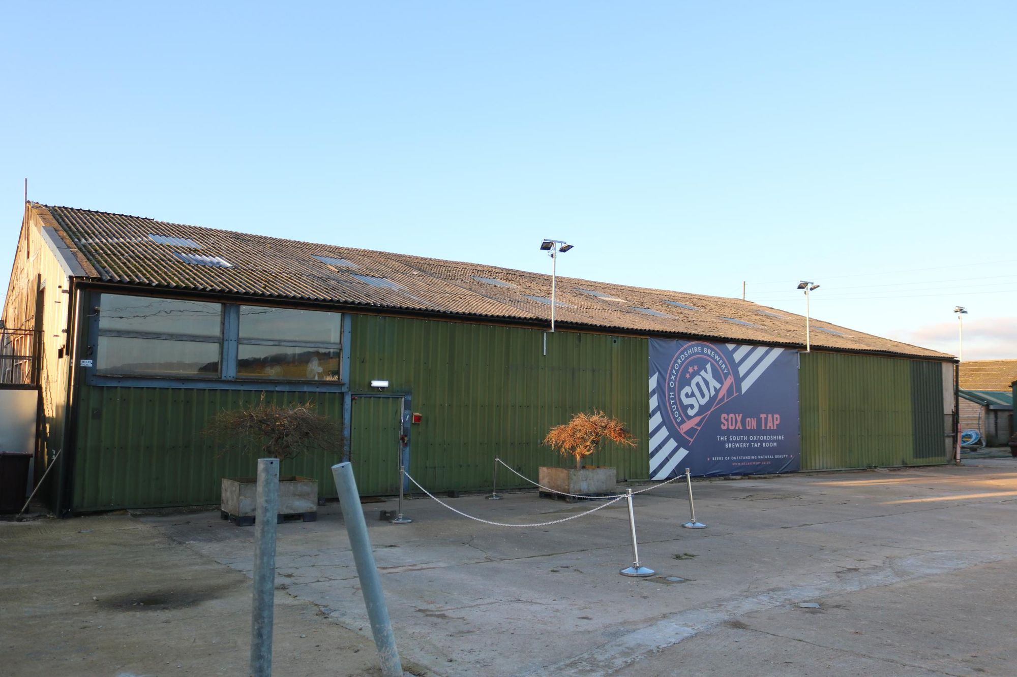 SOX Taproom, Ipsden - looking N Dec 2022. (Pub, External). Published on 15-12-2022