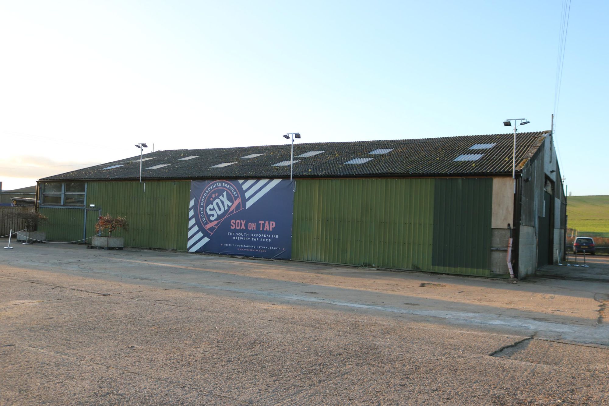 SOX Taproom, Ipsden - looking W Dec 2022. (Pub, External). Published on 15-12-2022