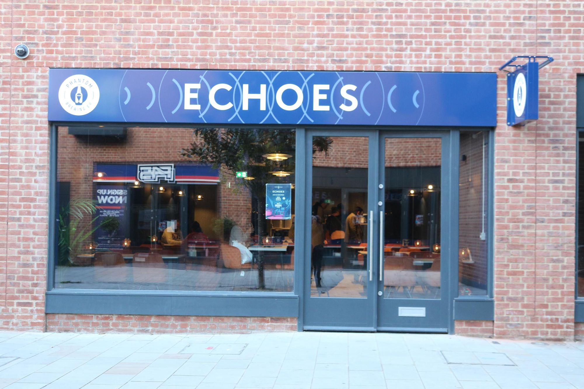Echoes, Henley-on-Thames - looking west. (Pub, External, Key). Published on 16-10-2023