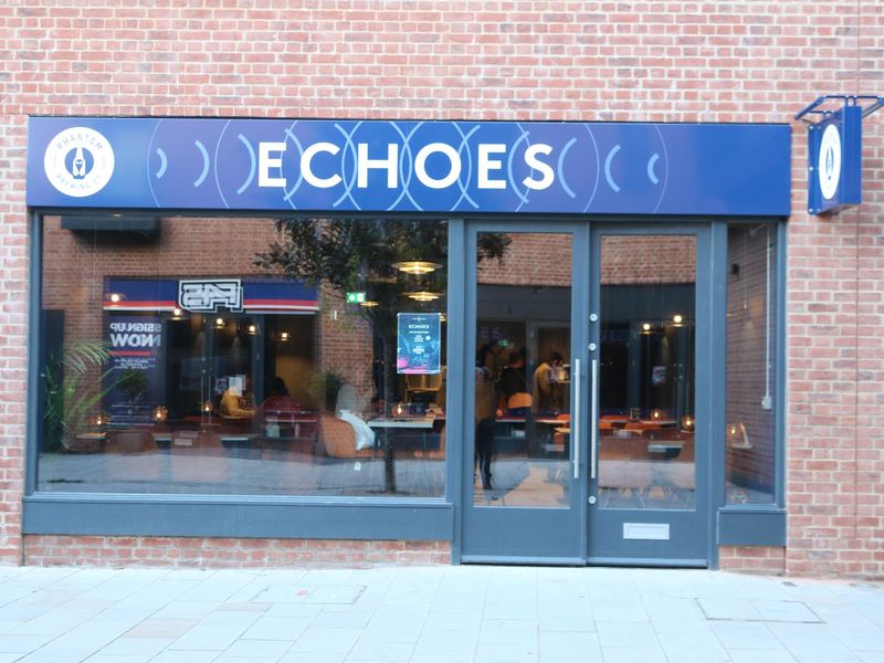 Echoes, Henley-on-Thames - looking west. (Pub, External, Key). Published on 16-10-2023