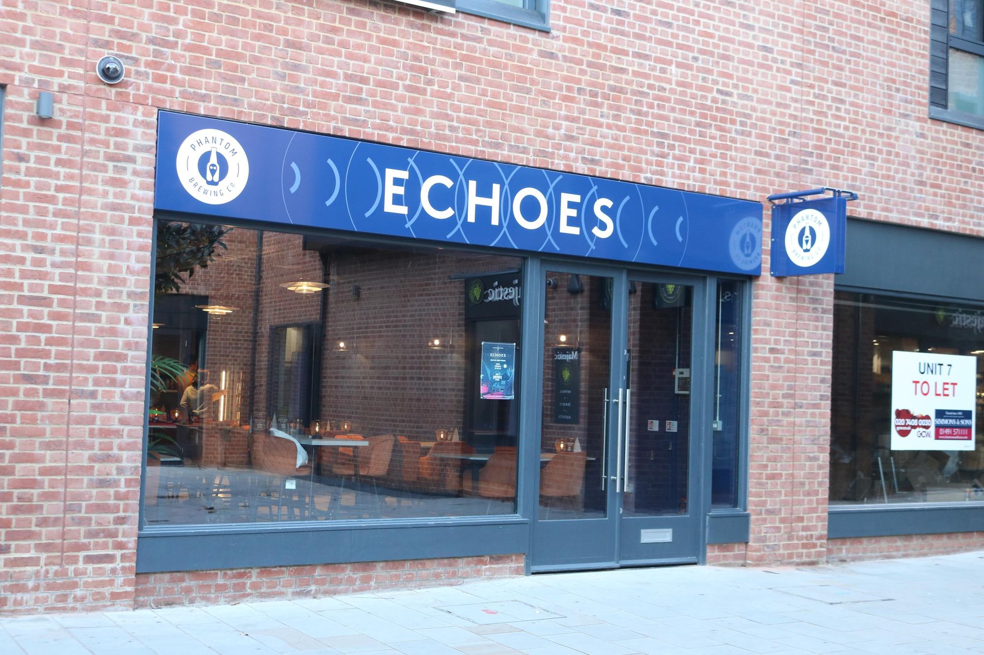 Echoes, Henley-on-Thames - looking north-west. (Pub, External). Published on 16-10-2023