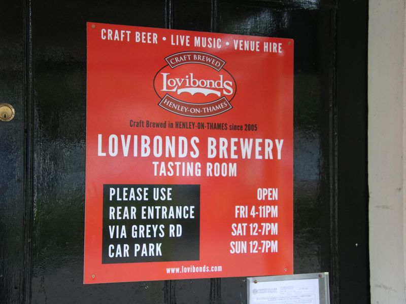 Lovibonds Tasting Room, Henley-on-Thames - pub sign Jun 2019. (Pub, Sign). Published on 08-05-2023 