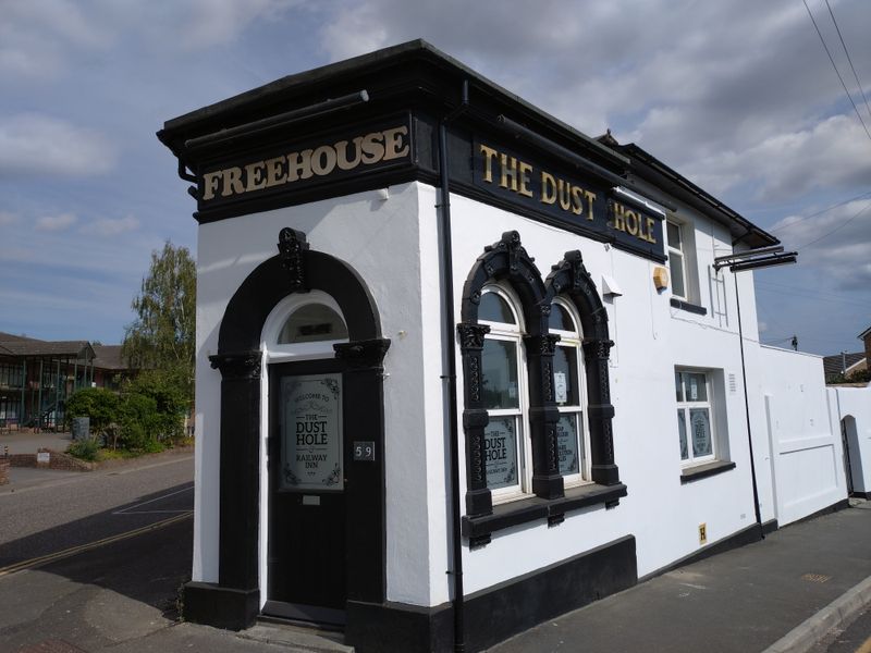 Dust Hole, Salisbury (Photo: Andrew Ward – 24/08/2025). (Pub, External). Published on 24-08-2025 