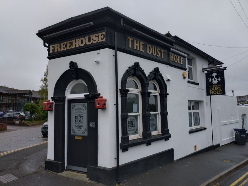 Dust Hole, Salisbury (Photo: Andrew Ward – 03/10/2025). (Pub, External, Key). Published on 04-10-2025