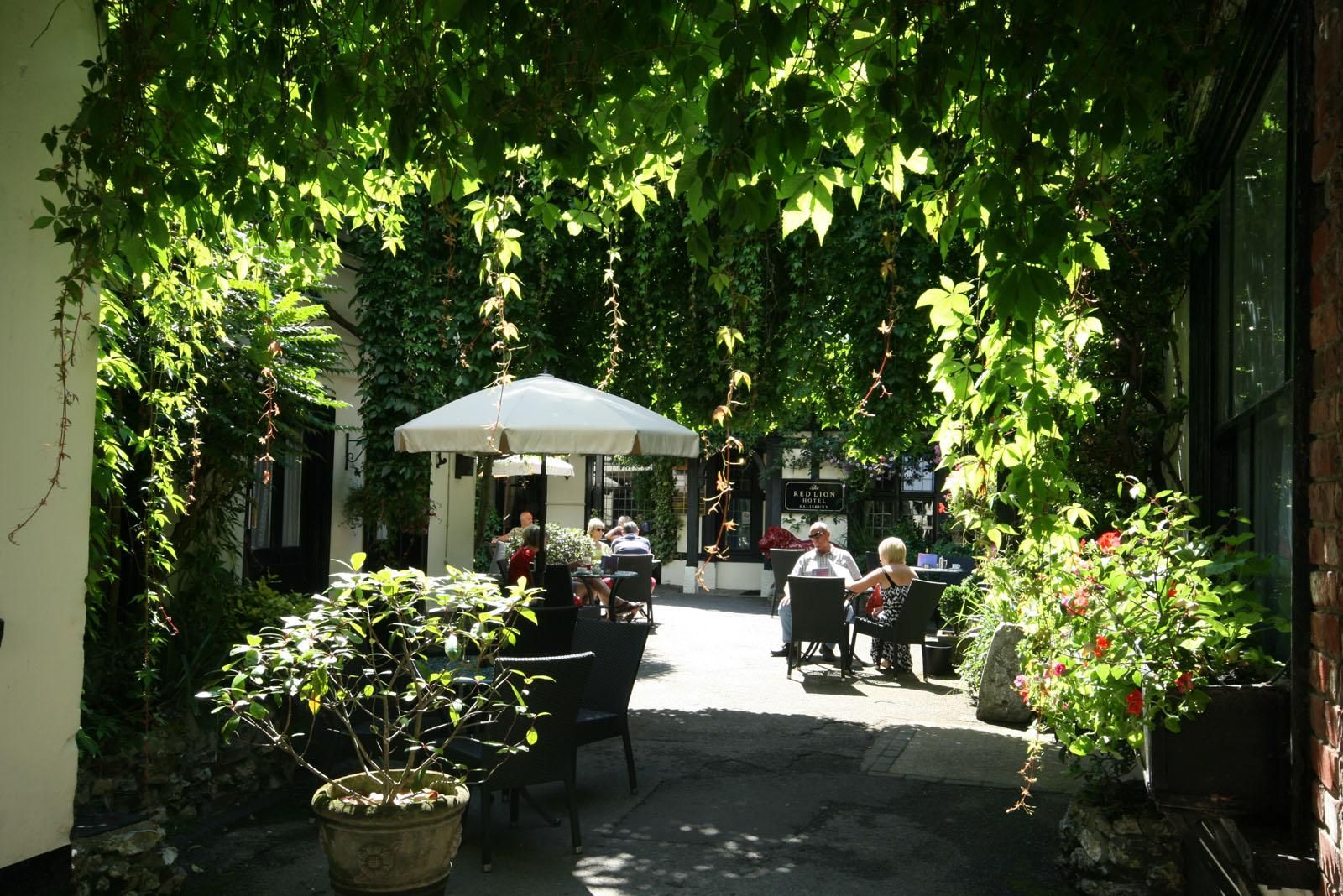 The Red Lion Hotel Courtyard. (Pub, External, Key). Published on 17-08-2013
