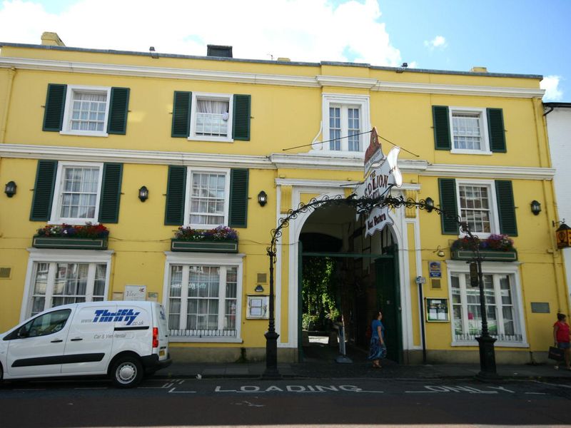 The Red Lion Hotel. (Pub, External, Key). Published on 17-08-2013