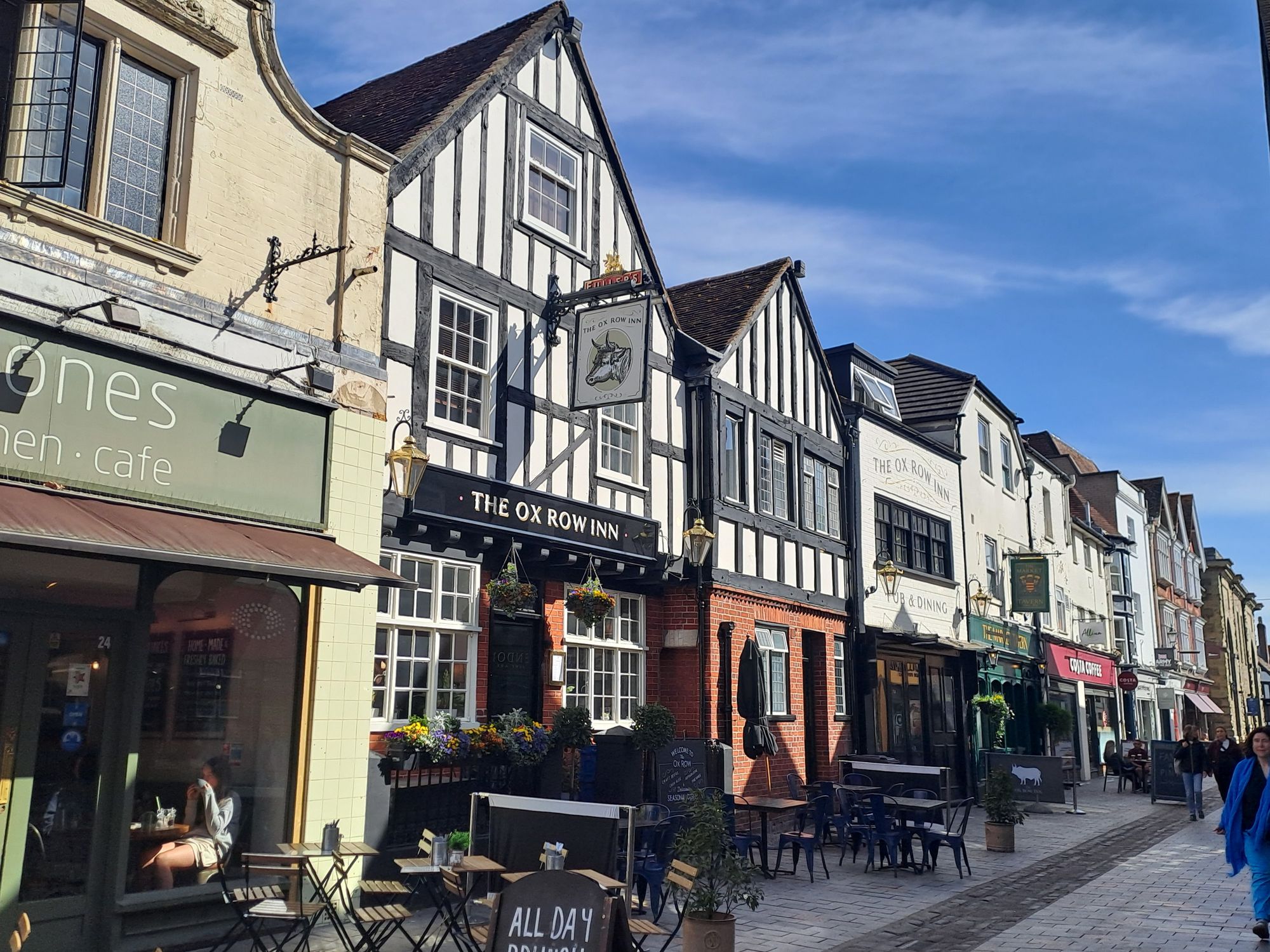 Ox Row Inn, Butchers Row side (Photo: Geoff Marsh - 09/04/2025). (Pub, External). Published on 09-04-2025