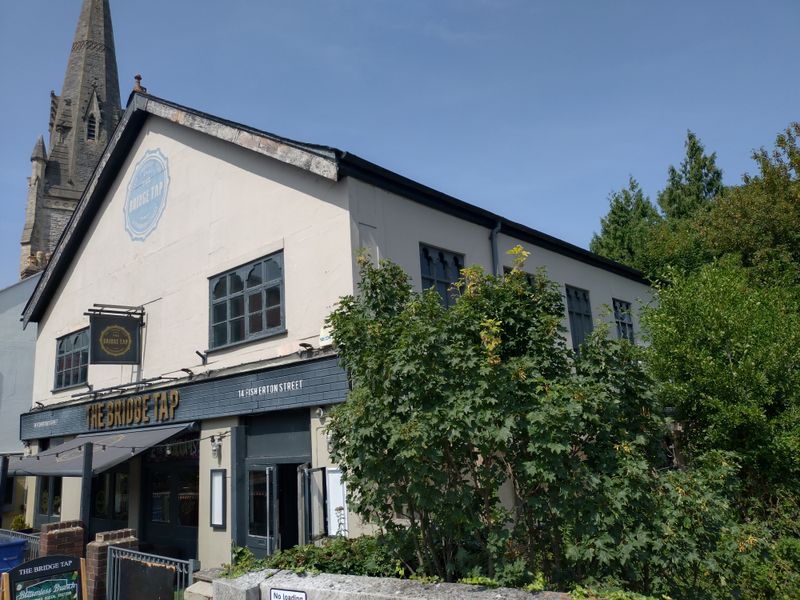 Bridge Tap, Salisbury (Photo: Andrew Ward – 15/08/2025). (Pub, External, Key). Published on 15-08-2025