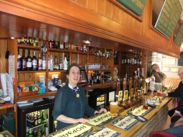 The lovely Lisa. (Bar, Publican). Published on 01-01-2015