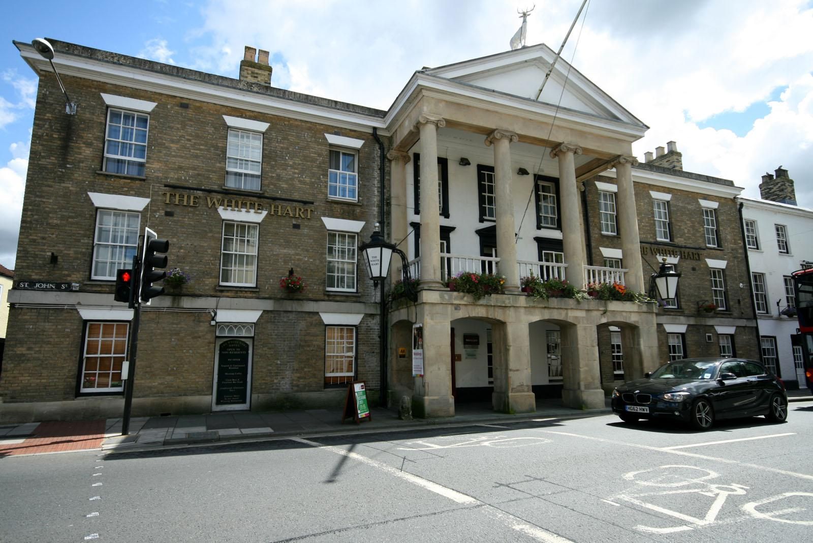 The White Hart Hotel. (Pub, External, Key). Published on 17-08-2013