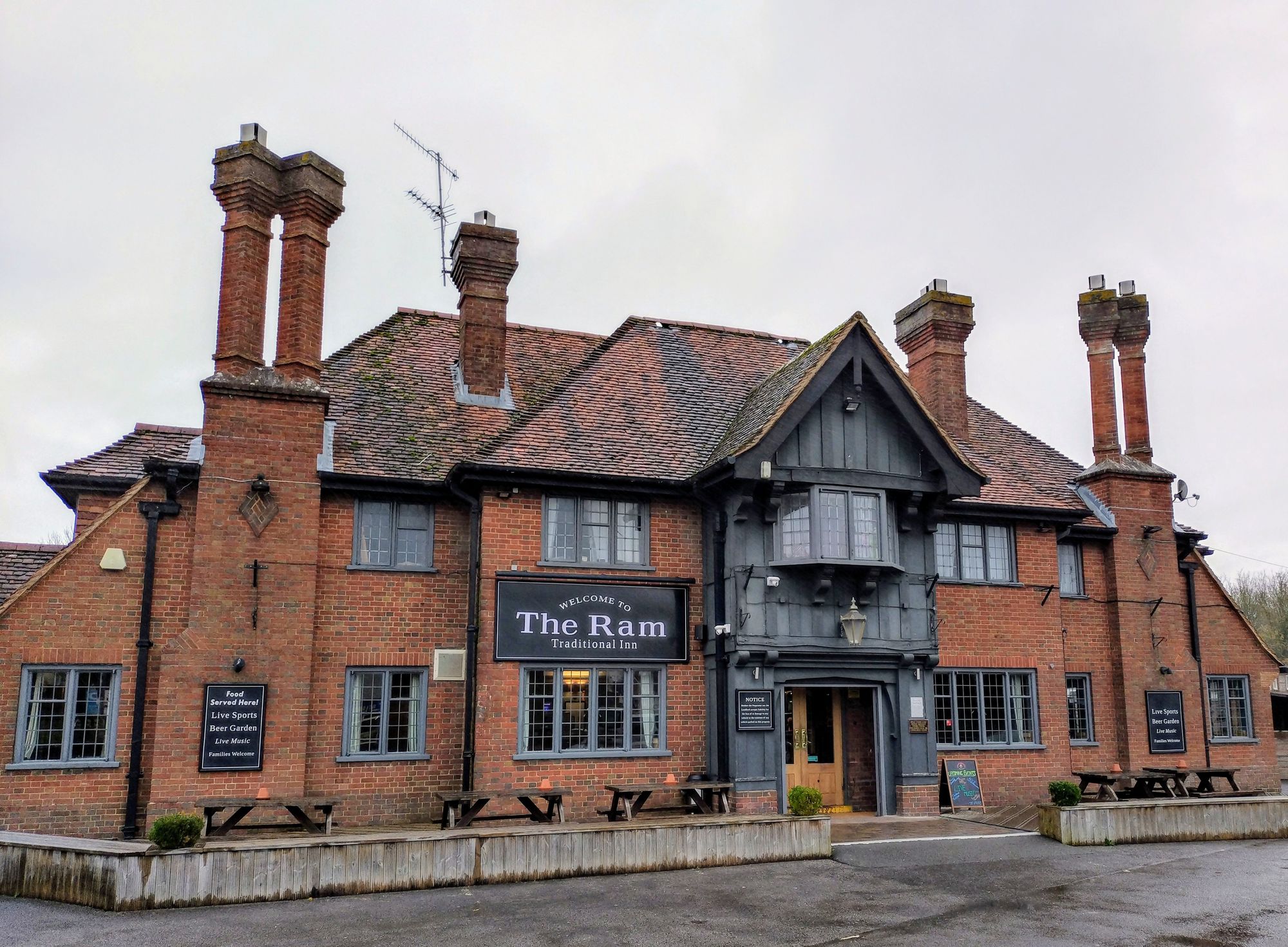Ram, Tidworth (Photo: Andrew Ward – 27/11/2023). (Pub, External, Key). Published on 12-08-2025