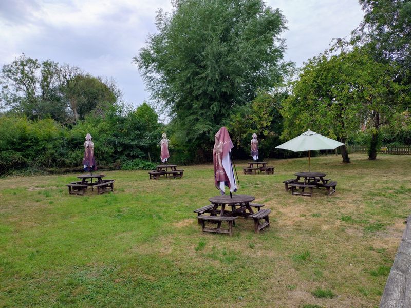 Pelican, Stapleford (Photo: Andrew Ward – 19/08/2025). (Pub, External). Published on 19-08-2025 