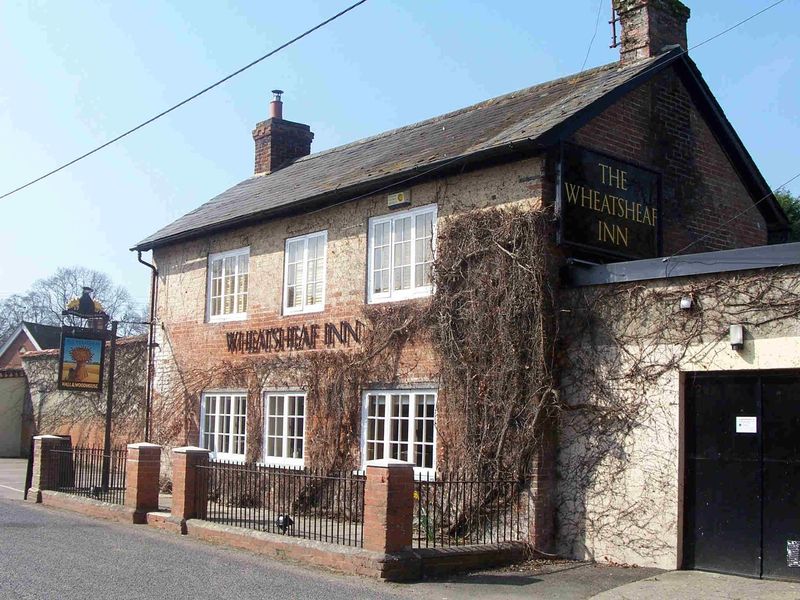 The Wheatsheaf Woodford. (Pub, External, Key). Published on 06-04-2013 