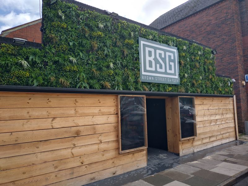 Brown Street Garden, Salisbury (Photo: Andrew Ward – 15/09/2025). (Pub, External, Key). Published on 15-09-2025