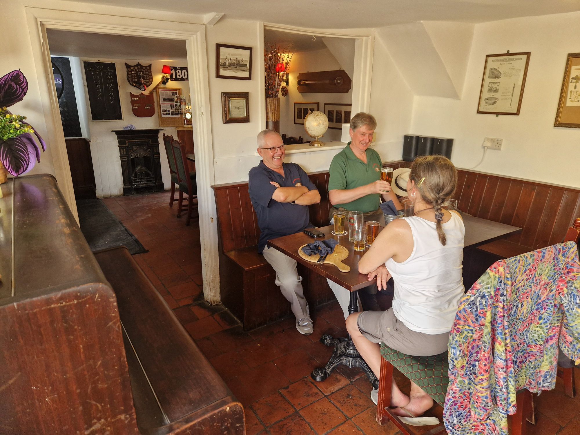 Cuckoo Inn, Hamptworth (Photo: Pete Horn - 15/07/2026). (Customers). Published on 15-07-2026
