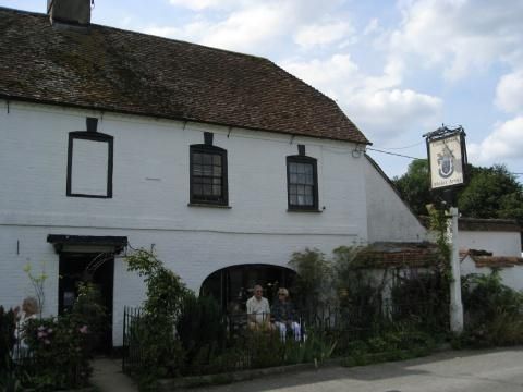 Malet Arms. (Pub, External, Key). Published on 25-04-2015
