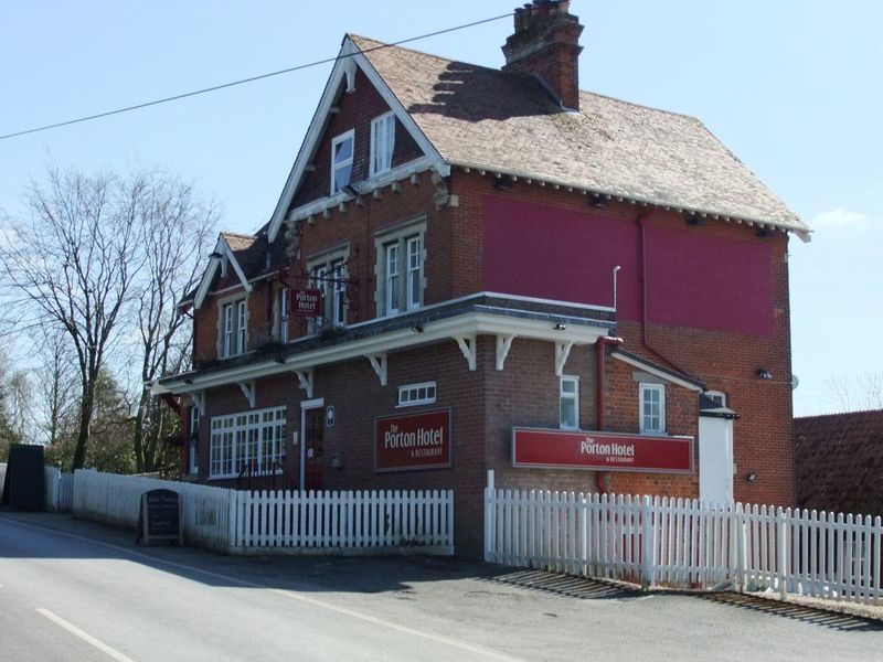 Porton Hotel. (Pub, External, Key). Published on 16-04-2015