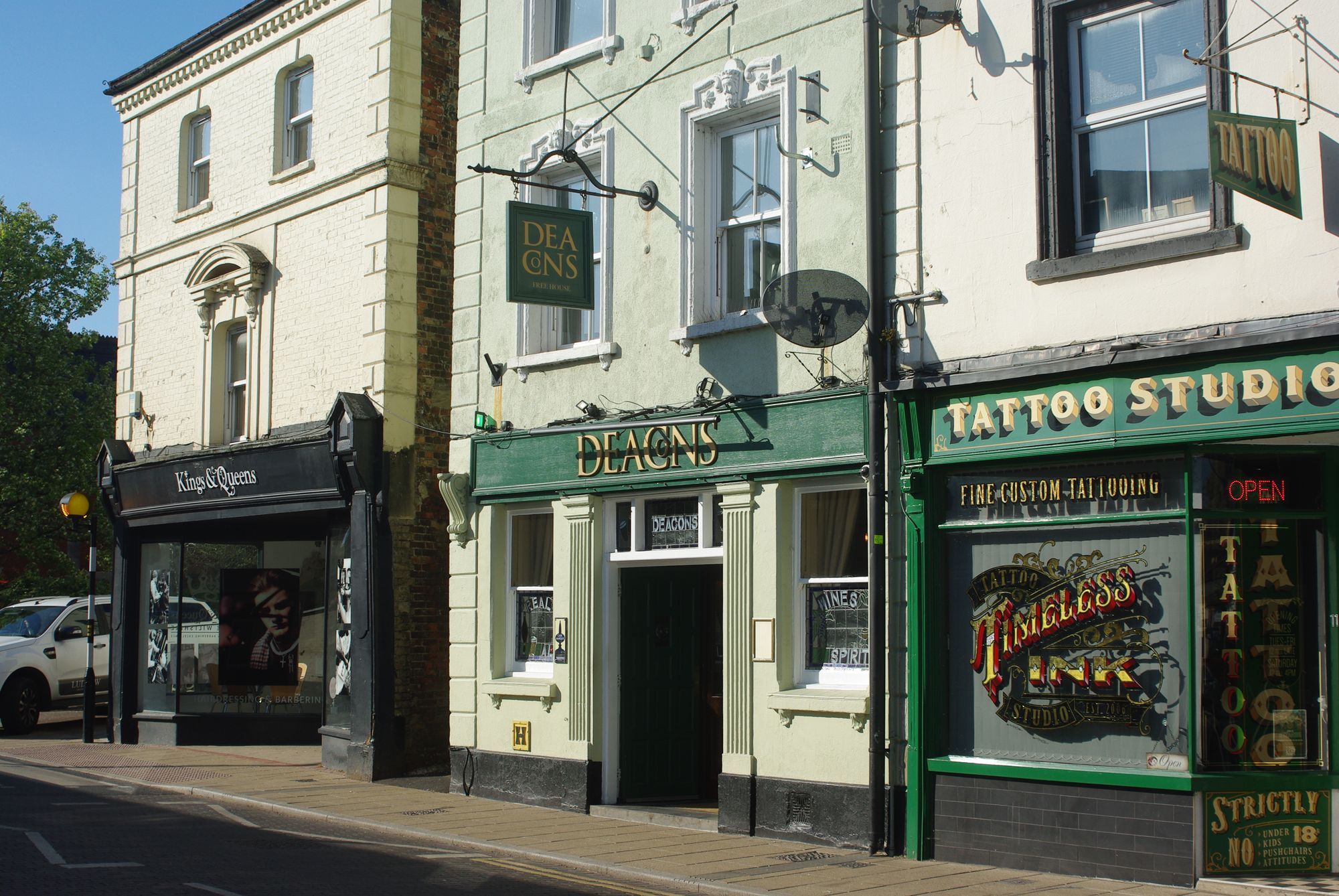 Deacons, Salisbury (Photo: Geoff Marsh - 09/04/2025). (Pub, External, Key). Published on 09-04-2025