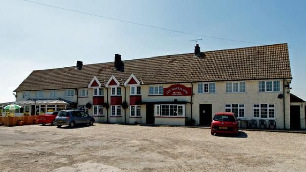 Haven Inn, Barrow Haven. (Pub). Published on 18-04-2015