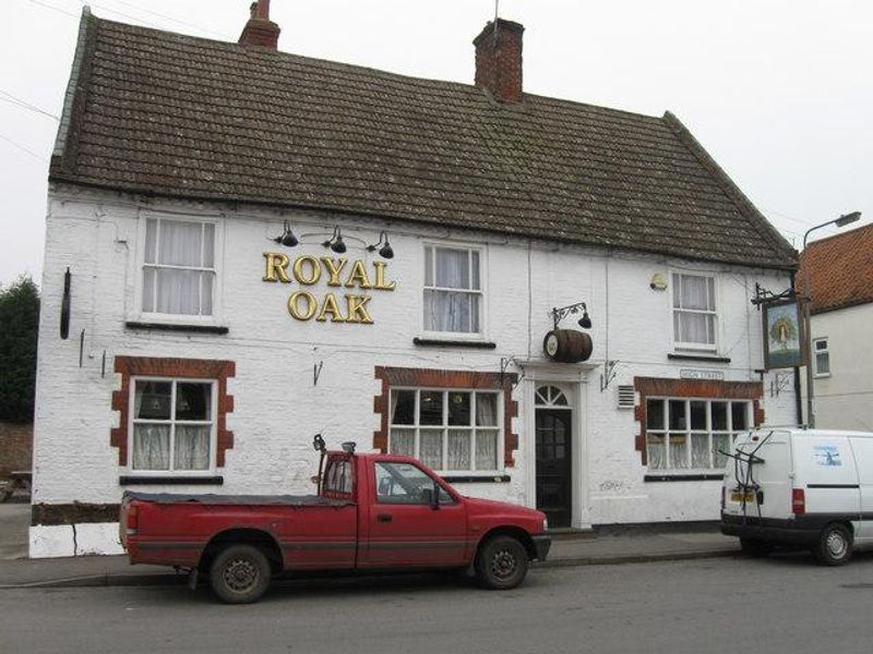 Royal Oak, Barrow-upon-Humber. (Pub). Published on 21-05-2022