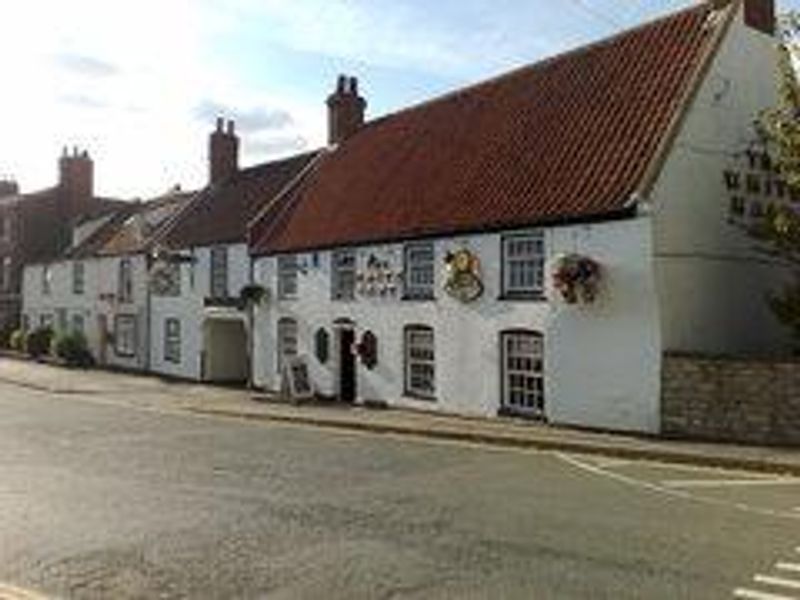 White Hart, Brigg. (Pub). Published on 18-04-2015 