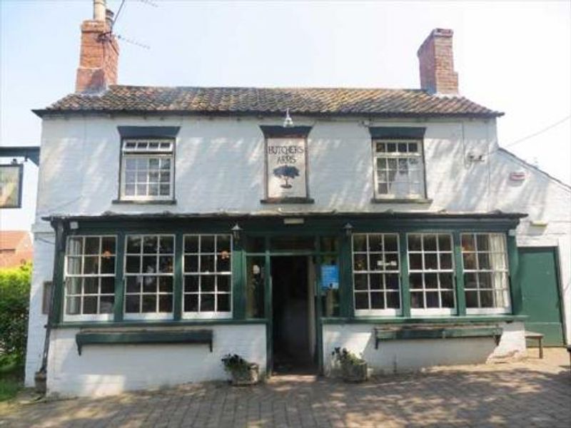 Butchers Arms, North Kelsey. Published on 20-04-2015 