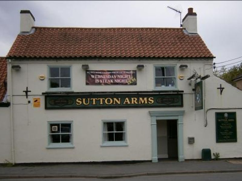 Sutton Arms, Scawby 2015. (Pub, External). Published on 20-04-2015