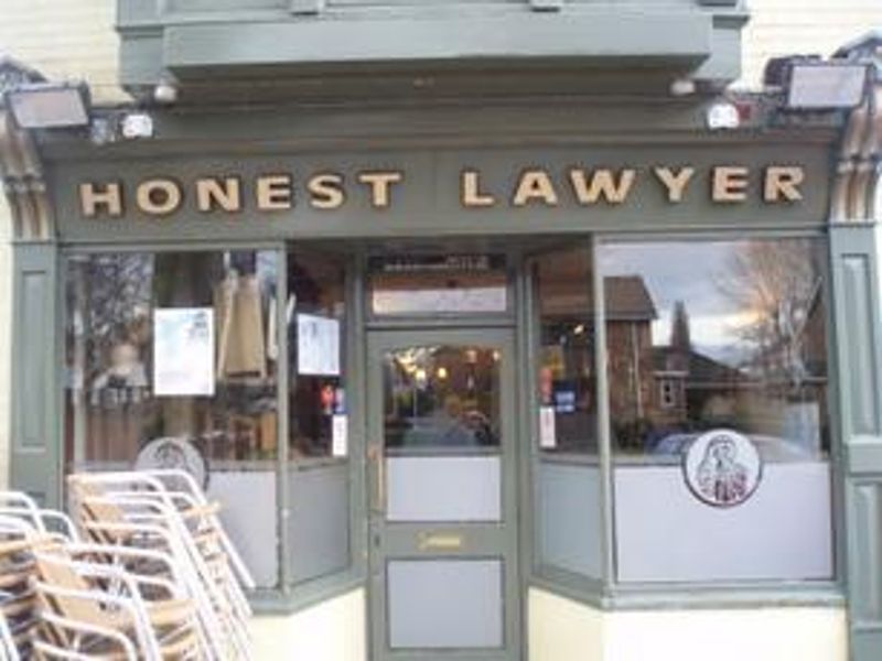 Honest Lawyer, Scunthorpe. (Pub). Published on 20-04-2015