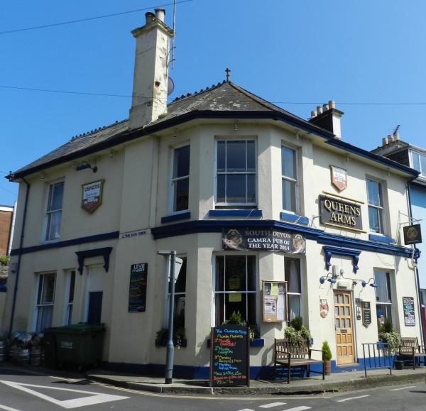 Queens Arms. (Pub, External, Key). Published on 28-04-2015
