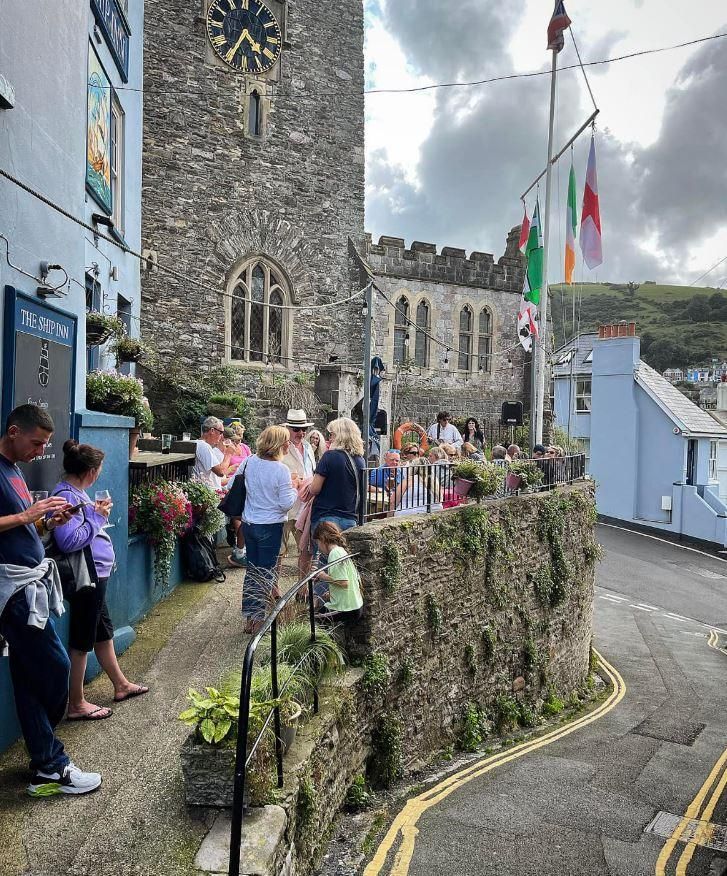 (Pub, External, Garden, Customers). Published on 31-05-2024