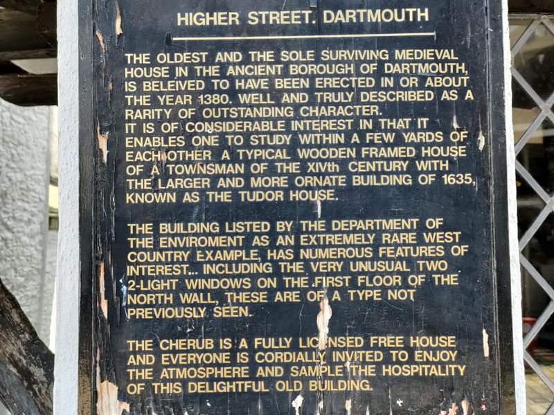 Information board. (External). Published on 20-04-2022