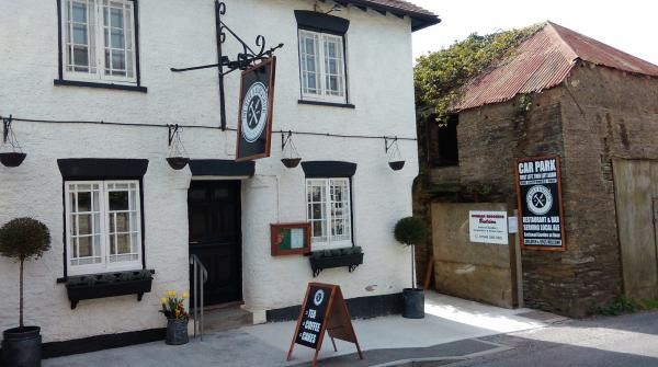 Bear and Blacksmith. (Pub, External, Key). Published on 25-06-2016