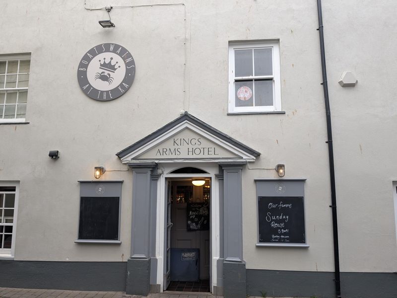 (Pub, External, Key). Published on 30-10-2025