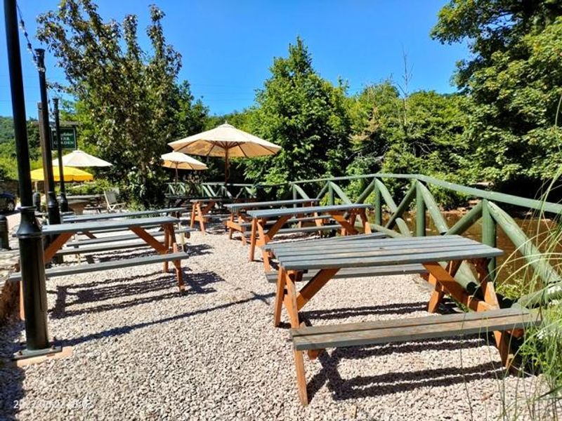 Outside drinking area by Bow Bridge. (Garden). Published on 23-06-2022