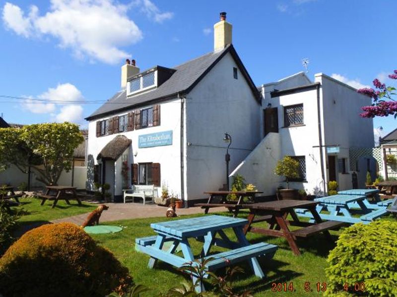 Elizabethan Inn, Luton. (Pub, External, Key). Published on 30-06-2014 