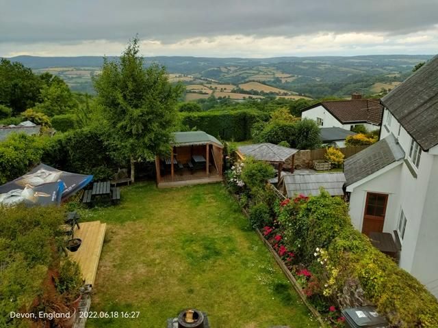 Garden & View. (Garden). Published on 19-06-2022