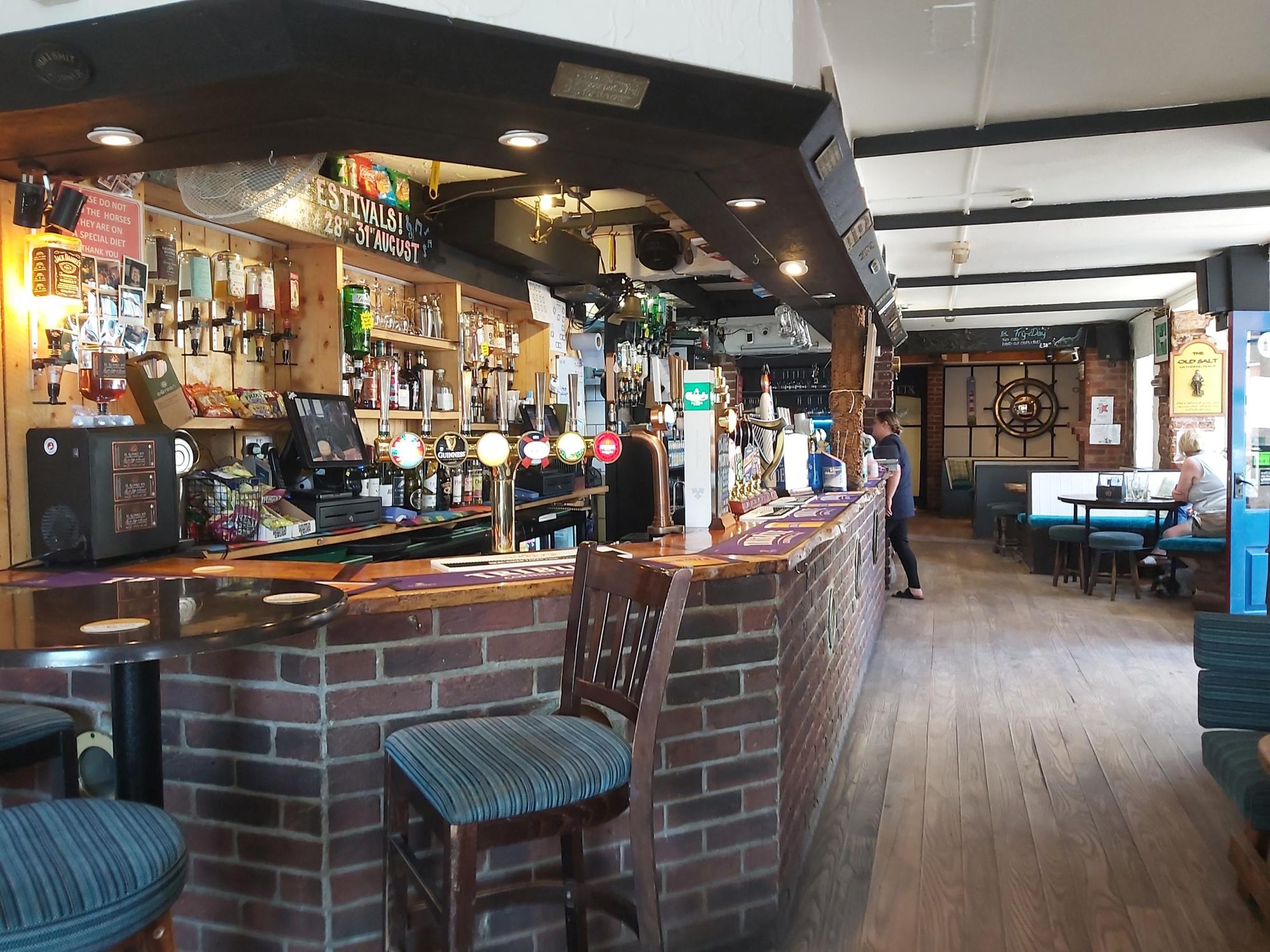 (Pub, Bar). Published on 06-07-2026