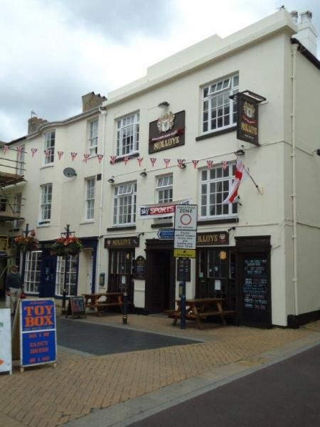 Molloys. (Pub, External, Key). Published on 12-04-2015