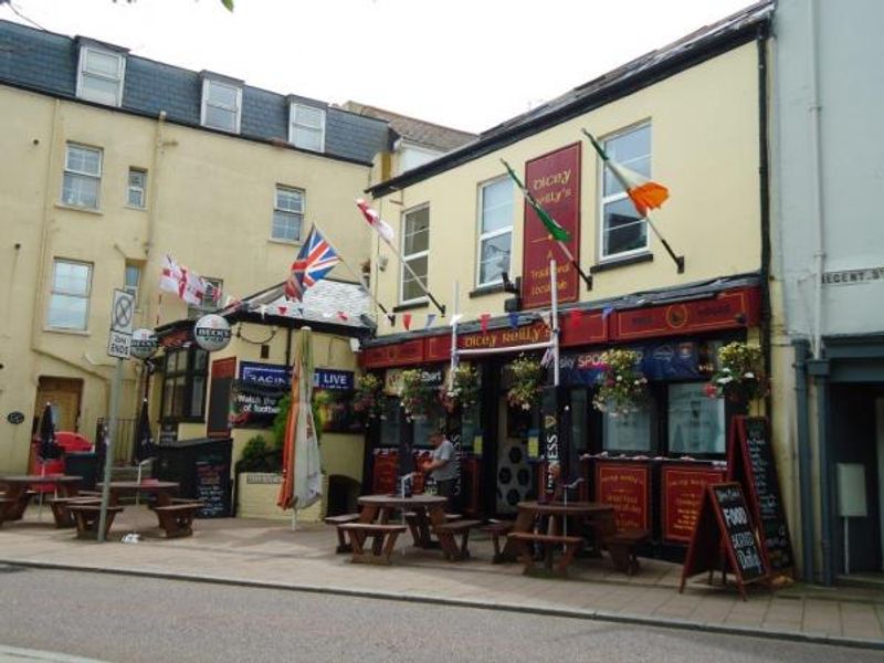 Dicey Reilly. (Pub, External). Published on 12-04-2015