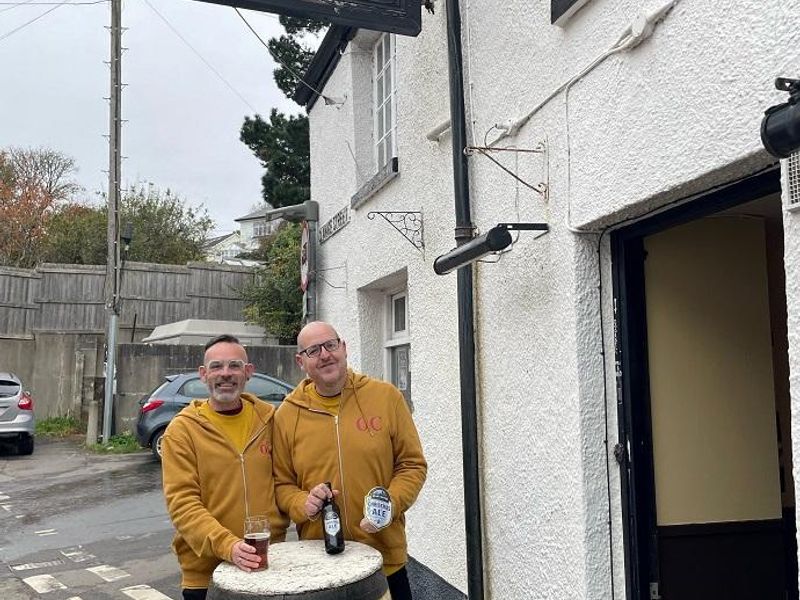 (External, Sign, Publican). Published on 06-12-2023