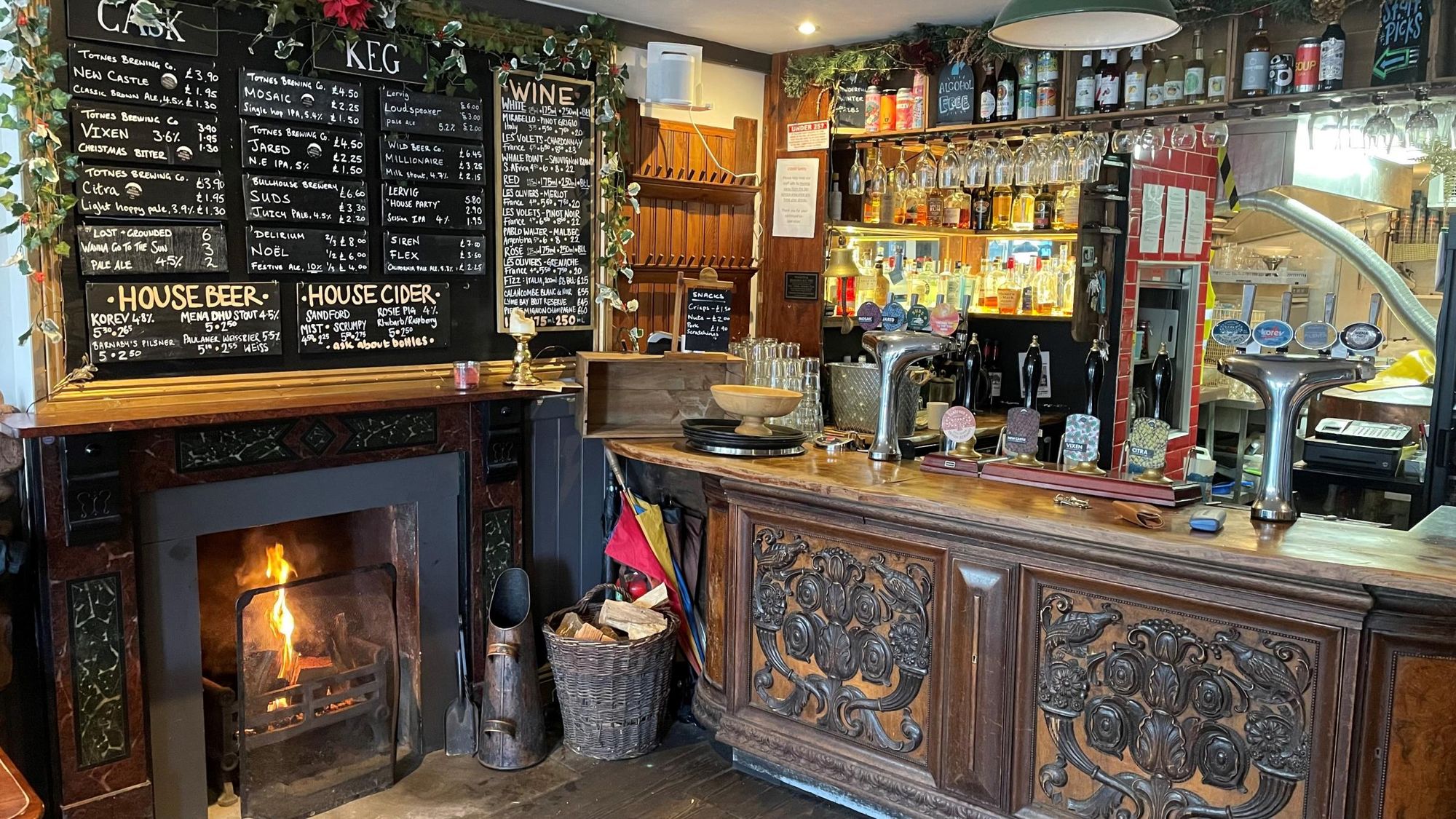 (Bar). Published on 28-02-2023